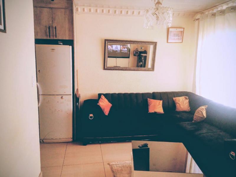 2 Bedroom Property for Sale in Protea Glen Gauteng