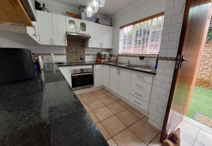 3 Bedroom Property for Sale in Magalieskruin Gauteng