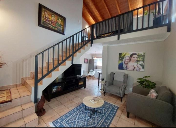 3 Bedroom Property for Sale in Magalieskruin Gauteng