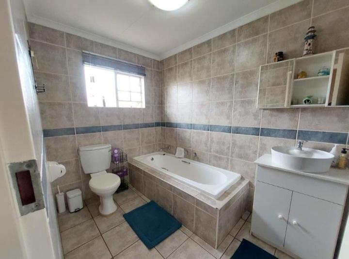 3 Bedroom Property for Sale in Magalieskruin Gauteng