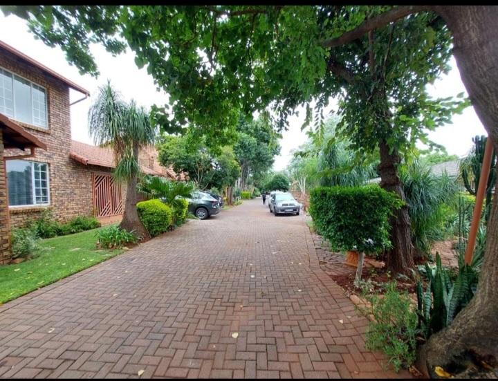 3 Bedroom Property for Sale in Magalieskruin Gauteng