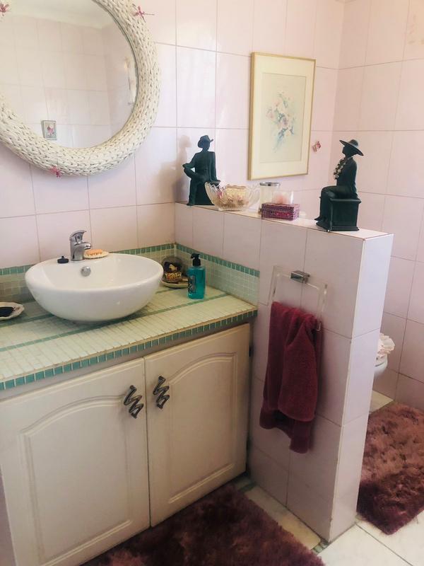 4 Bedroom Property for Sale in Bonaero Park Gauteng