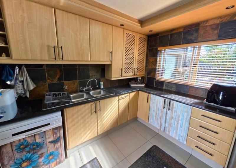 3 Bedroom Property for Sale in Blue Gill Estate Gauteng