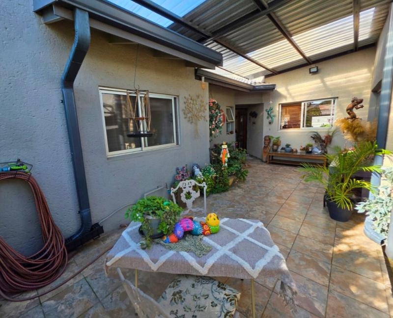 3 Bedroom Property for Sale in Blue Gill Estate Gauteng