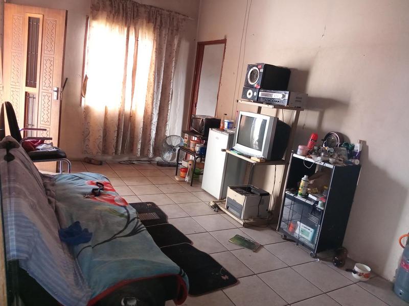 2 Bedroom Property for Sale in Bophelong Gauteng