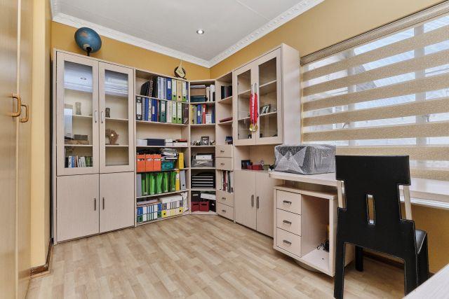 5 Bedroom Property for Sale in Sunninghill Gauteng