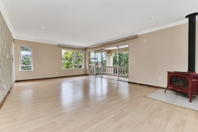 5 Bedroom Property for Sale in Sunninghill Gauteng