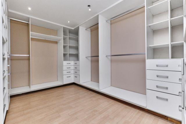 5 Bedroom Property for Sale in Sunninghill Gauteng