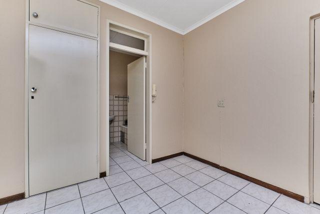 5 Bedroom Property for Sale in Sunninghill Gauteng