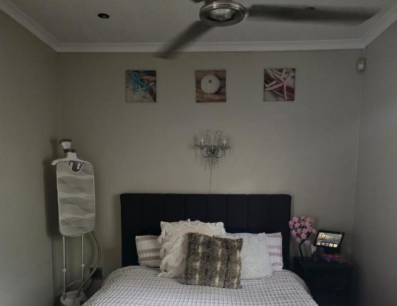 2 Bedroom Property for Sale in Parkhaven Gauteng