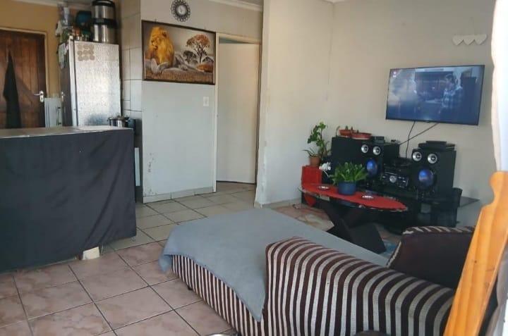 2 Bedroom Property for Sale in Regents Park Gauteng