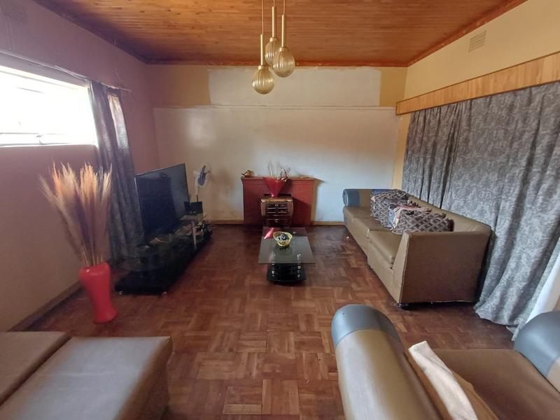 4 Bedroom Property for Sale in Vanderbijlpark Cw 6 Gauteng