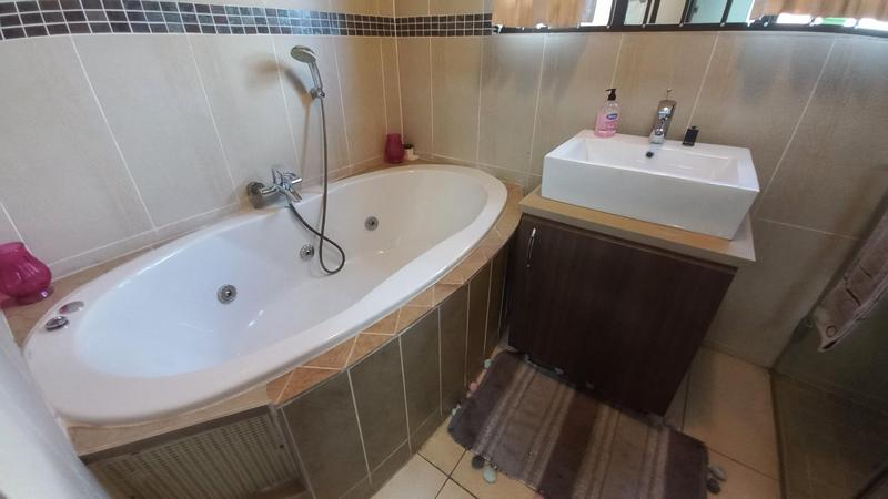 4 Bedroom Property for Sale in Vereeniging Gauteng