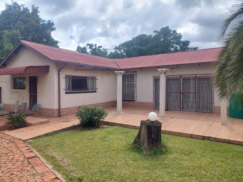 4 Bedroom Property for Sale in Magaliesmoot Gauteng