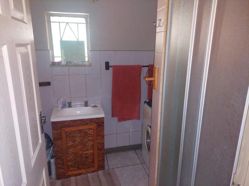 4 Bedroom Property for Sale in Magaliesmoot Gauteng