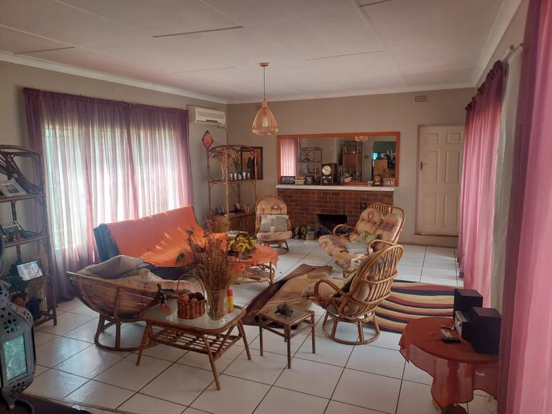 4 Bedroom Property for Sale in Magaliesmoot Gauteng