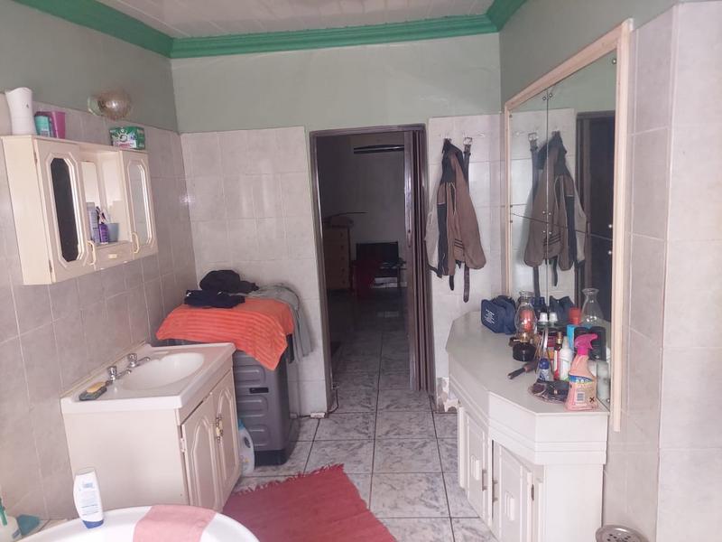 4 Bedroom Property for Sale in Magaliesmoot Gauteng