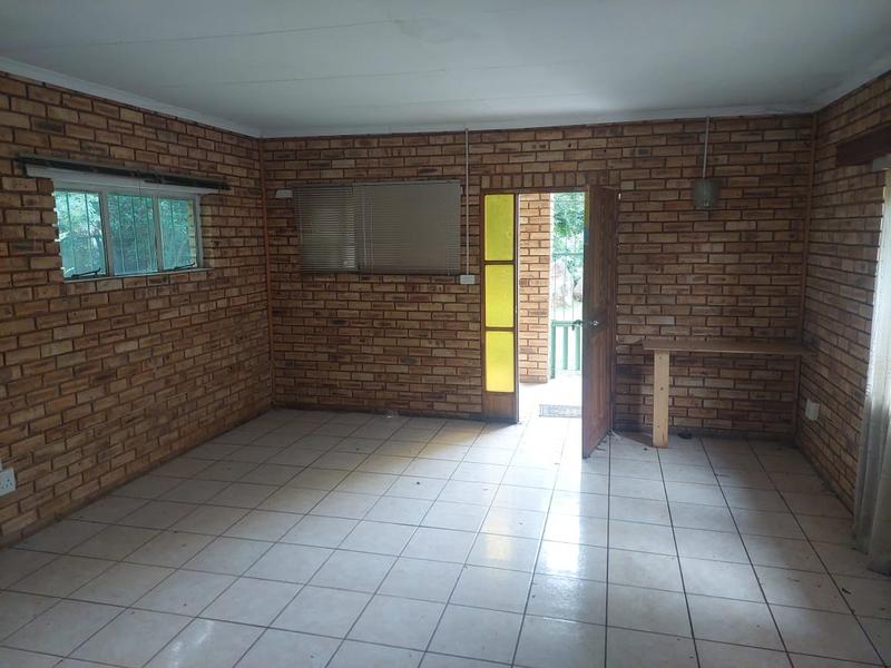 4 Bedroom Property for Sale in Magaliesmoot Gauteng