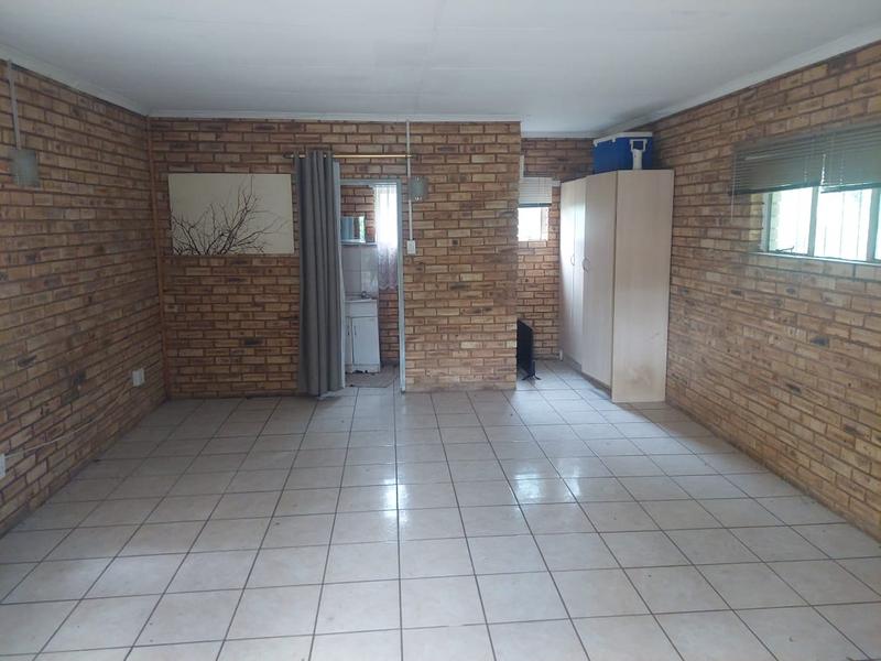 4 Bedroom Property for Sale in Magaliesmoot Gauteng