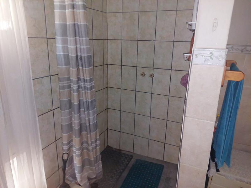 4 Bedroom Property for Sale in Magaliesmoot Gauteng