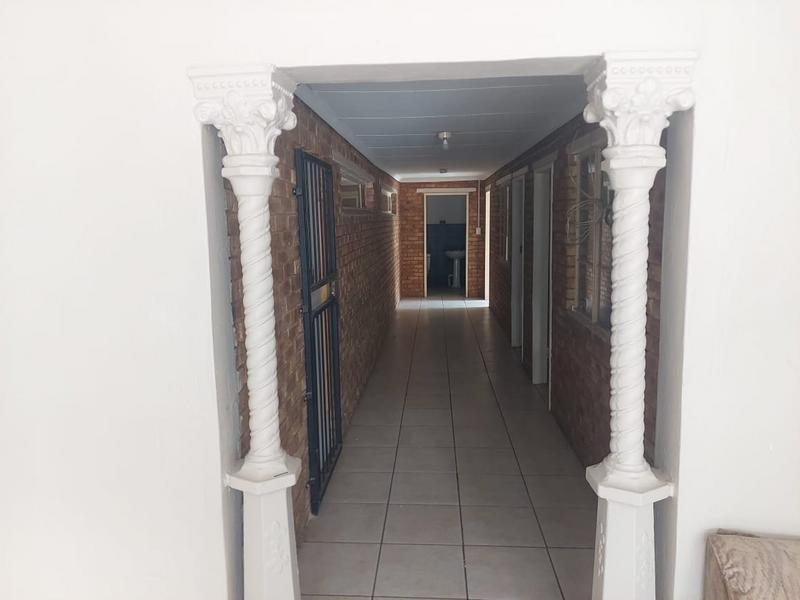 4 Bedroom Property for Sale in Magaliesmoot Gauteng