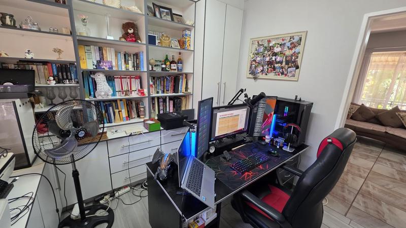 3 Bedroom Property for Sale in Magalieskruin Gauteng