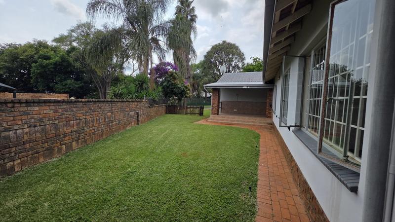 4 Bedroom Property for Sale in Magalieskruin Gauteng