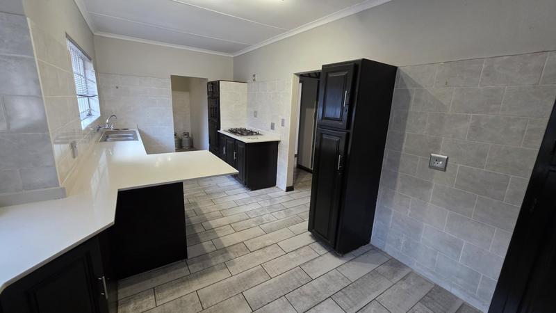 4 Bedroom Property for Sale in Magalieskruin Gauteng