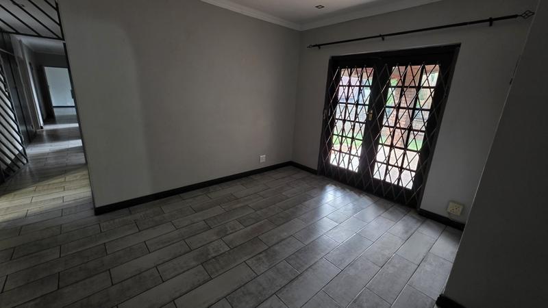 4 Bedroom Property for Sale in Magalieskruin Gauteng