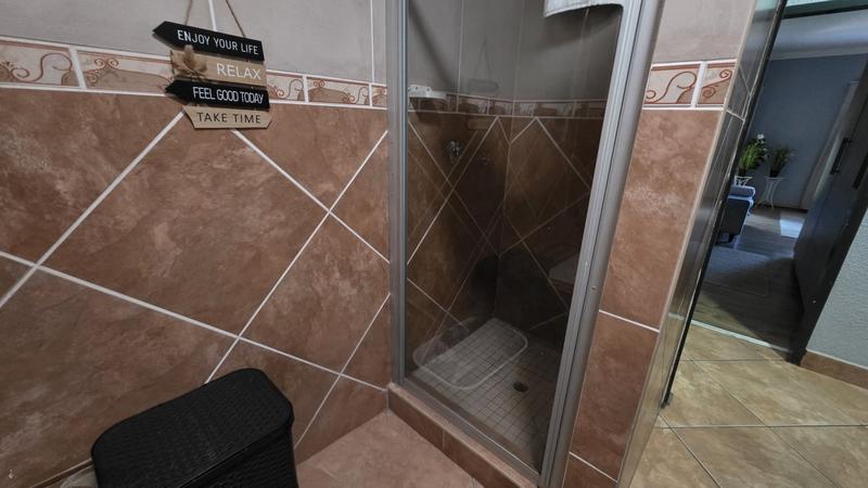 4 Bedroom Property for Sale in Montana Tuine Gauteng