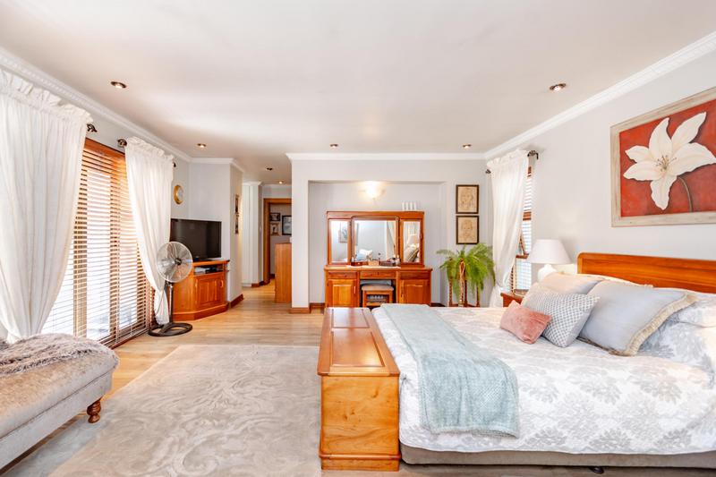 3 Bedroom Property for Sale in Sunward Park Gauteng