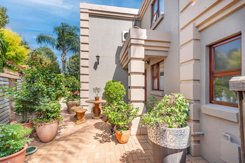 3 Bedroom Property for Sale in Sunward Park Gauteng
