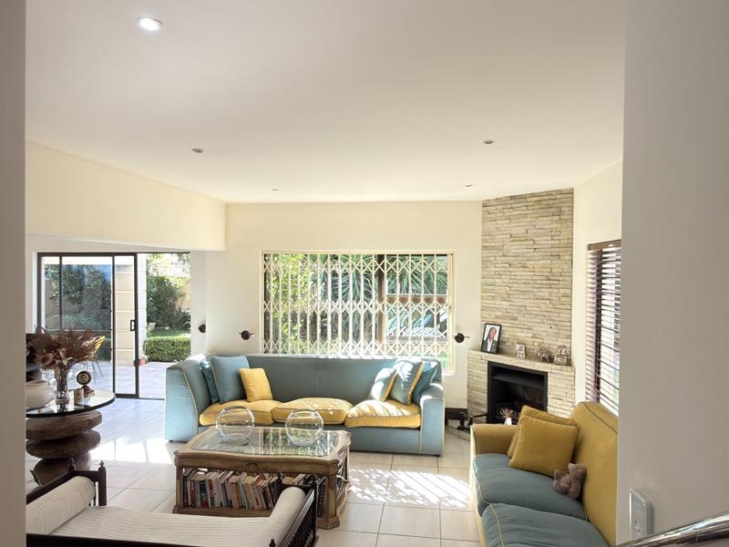 To Let 3 Bedroom Property for Rent in Broadacres Gauteng