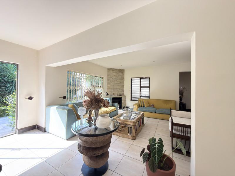 To Let 3 Bedroom Property for Rent in Broadacres Gauteng