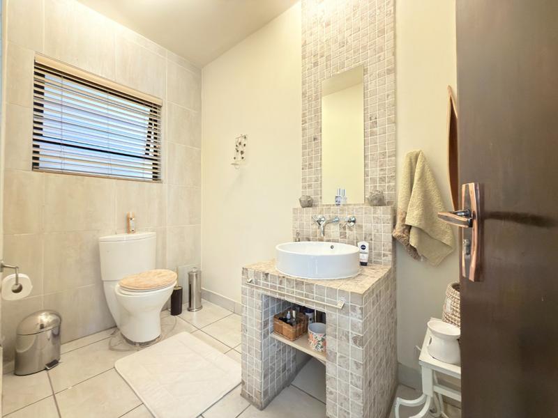 To Let 3 Bedroom Property for Rent in Broadacres Gauteng