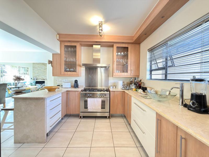 To Let 3 Bedroom Property for Rent in Broadacres Gauteng