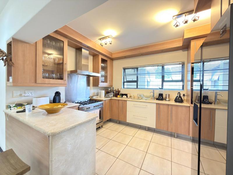 To Let 3 Bedroom Property for Rent in Broadacres Gauteng