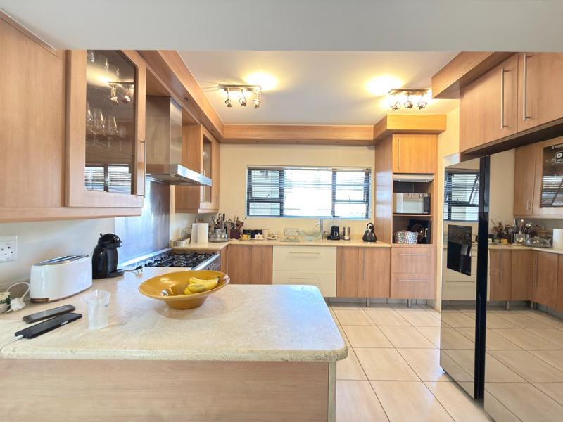 To Let 3 Bedroom Property for Rent in Broadacres Gauteng