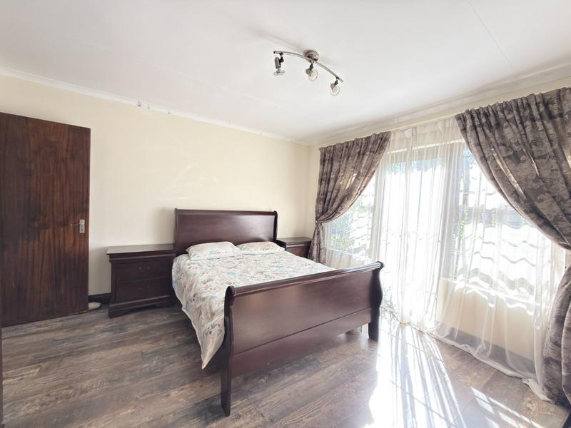 To Let 3 Bedroom Property for Rent in Broadacres Gauteng