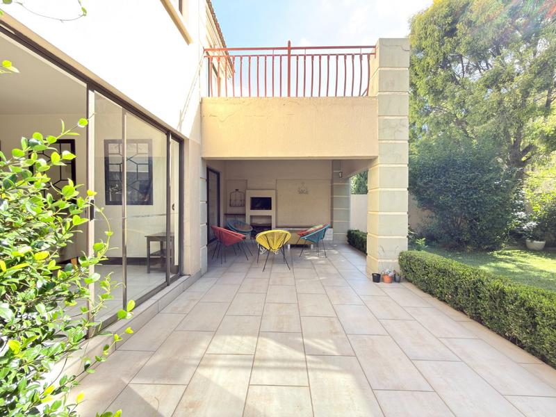 To Let 3 Bedroom Property for Rent in Broadacres Gauteng