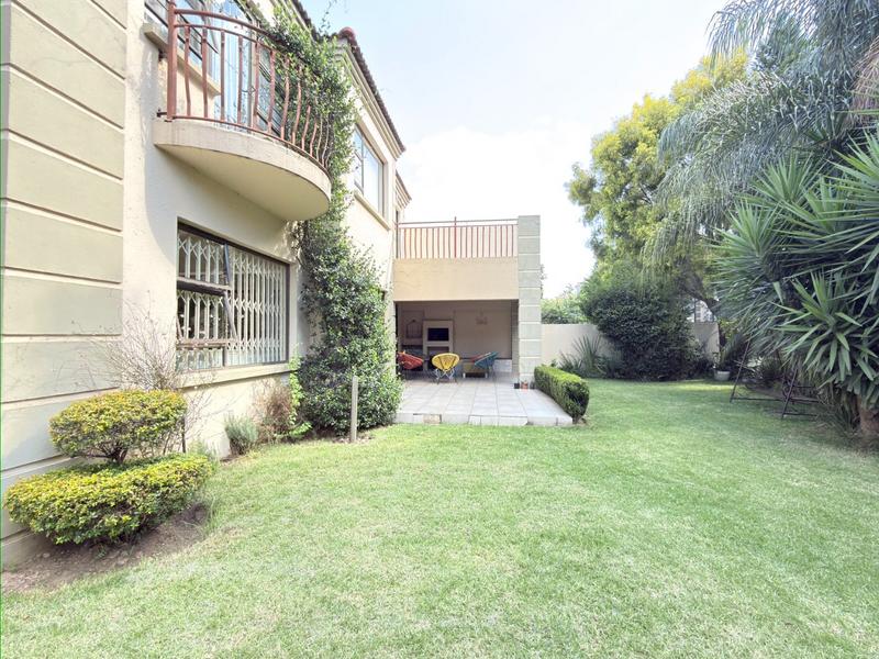 To Let 3 Bedroom Property for Rent in Broadacres Gauteng