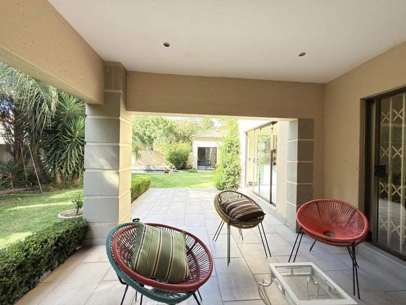 To Let 3 Bedroom Property for Rent in Broadacres Gauteng