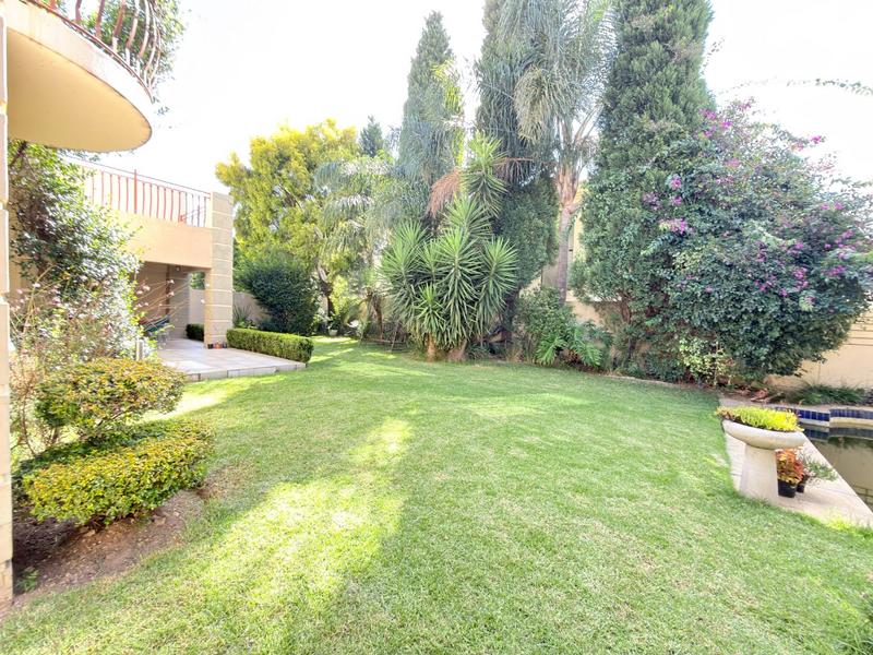 To Let 3 Bedroom Property for Rent in Broadacres Gauteng
