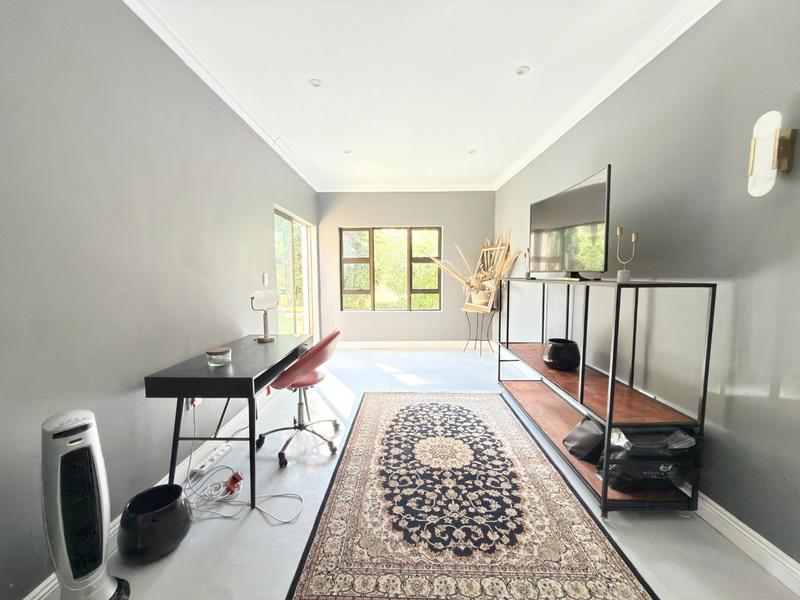 To Let 3 Bedroom Property for Rent in Broadacres Gauteng