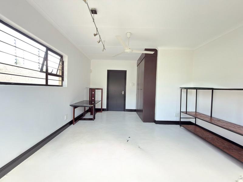 To Let 3 Bedroom Property for Rent in Broadacres Gauteng