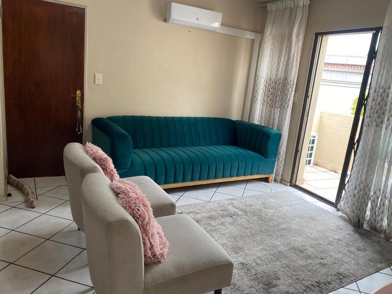 To Let 2 Bedroom Property for Rent in Fourways Gauteng