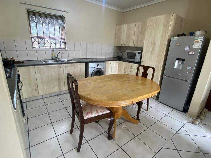To Let 2 Bedroom Property for Rent in Fourways Gauteng
