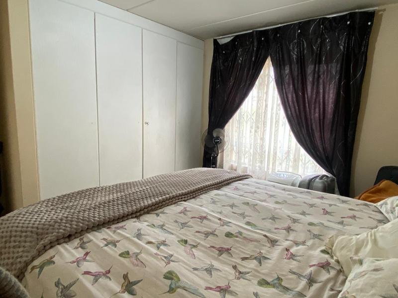 To Let 2 Bedroom Property for Rent in Fourways Gauteng