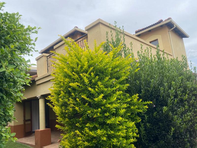 3 Bedroom Property for Sale in Douglasdale Gauteng