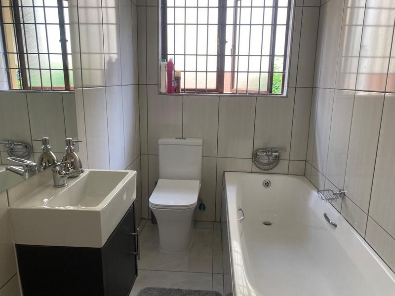 3 Bedroom Property for Sale in Douglasdale Gauteng